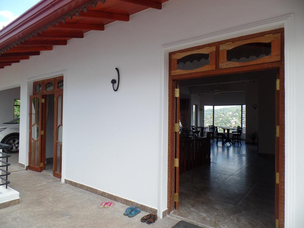 Kandyan Bluestar Villa Eksteriør billede