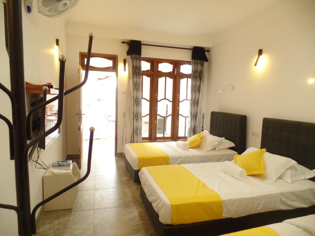 Kandyan Bluestar Villa Eksteriør billede