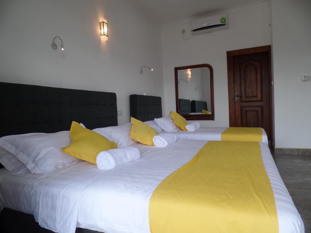 Kandyan Bluestar Villa Værelse billede