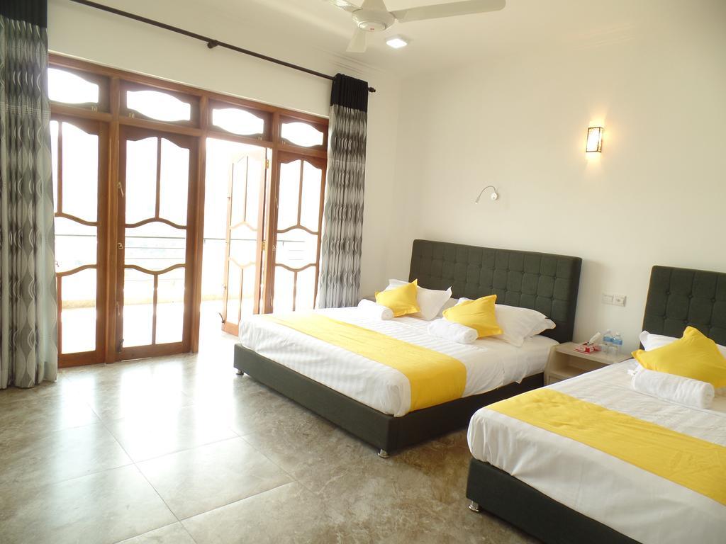 Kandyan Bluestar Villa Værelse billede