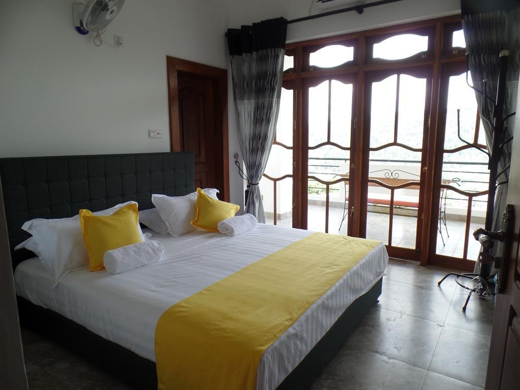 Kandyan Bluestar Villa Værelse billede